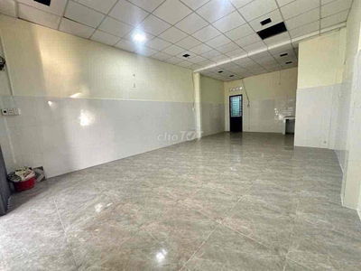 Cho thuê nhà cấp 4 trống suốt khu Mỹ An