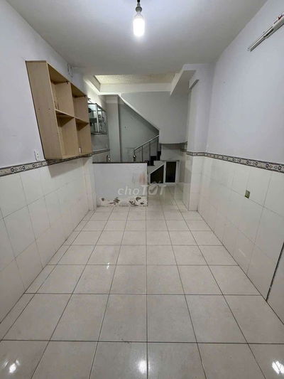 NHÀ 1 TRỆT 2 LẦU - 72M2 - HẺM 384 LÝ THÁI TỔ, Q10 GIÁ 12TR