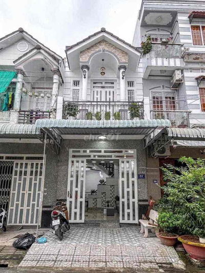 🏡CẦN BÁN NHÀ TRỆT LẦU VỊ TRÍ ĐẸP (CẦN THƠ)