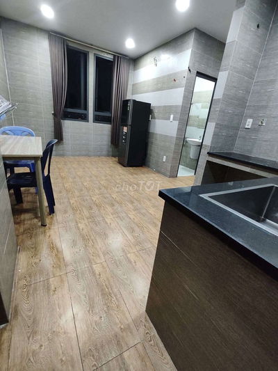 Căn hộ cao cấp có thang máy