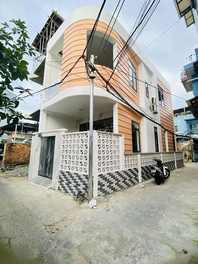 Cho thuê nhà 2 mặt kiệt xây mới trần cao vân