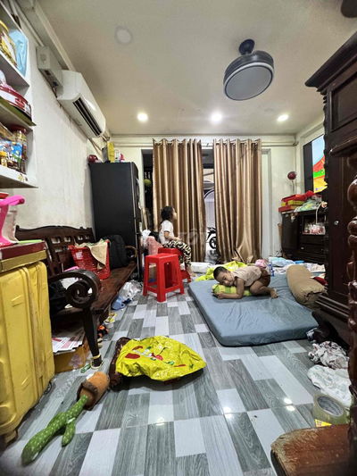 Bán nhà chính chủ hẻm xe hơi Âu Dương Lân Quận 8,50m2, 2 tầng, 4PN.