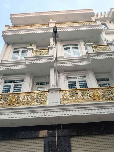 Nhà hướng Tây.mới 100%.gần chợ Bình Thành.trường Ngô Quyền