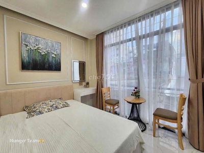 Cho thuê căn hộ full nội thất ban công giáp Q1, cầu Kiệu CV Lê Văn Tám