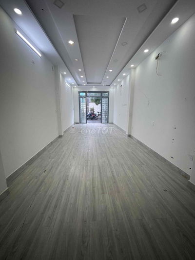 NHÀ HẺM 8M ( QUANG TRUNG ) P10- 4X20M- 1 LẦU- TRỐNG SUỐT