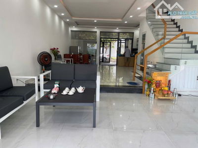 SIÊU PHẨM- 120M2- NHÀ 3 TẦNG- 2 MT LÊ VĂN DUYỆT- MẶT SÔNG HÀN– VỊ TRÍ ĐẲNG CẤP. NHỈNH 16TỶ