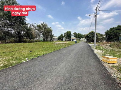 Cần bán lô đất thổ cư sât bên căn nhà dân đang xây giá rẻ