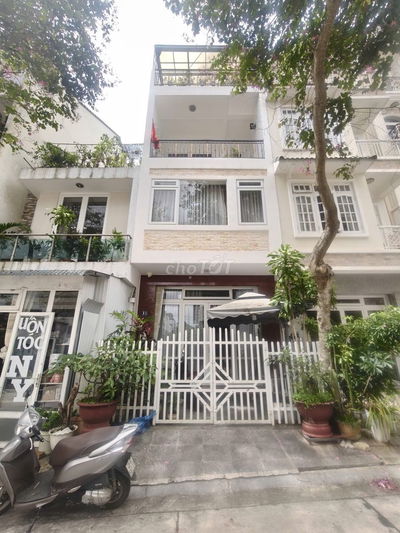 BÁN GẤP NHÀ ĐẸP - VỊ TRÍ VÀNG TẠI ĐÀ LẠT(GIÁ MỚI)