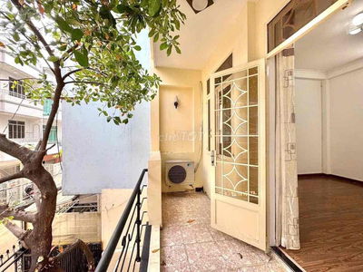 Phòng ban công sạch thoáng chill chill PN