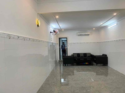 CHO THUÊ NHÀ GIÁ RẺ QUẬN 1