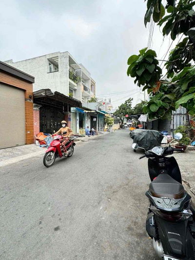 Cho thuê nhà Mặt tiền nhánh Trung Mỹ Tây q12 1lầu 160m 3PN 2wc đường 9