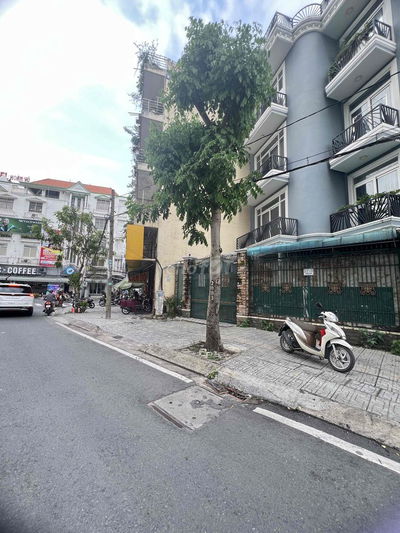 Nhà khu VIP Phan Xích Long – Vũ Huy Tấn, 8.5x18m, 3 tầng, giá chỉ 34ty