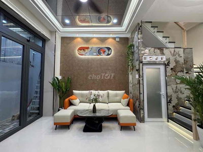 Bán nhà 3 tầng Bình Tiên – 4PN, hẻm rộng thoáng, nhà mới ở ngay – giá