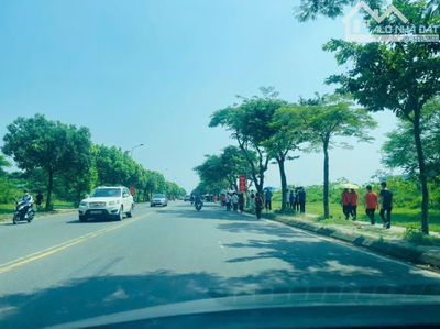 100m đất nền Hoà Lạc, hồ sen, sát làng đại Học Quốc gia, FPT, đường sắt metro số 5, sổ đỏ