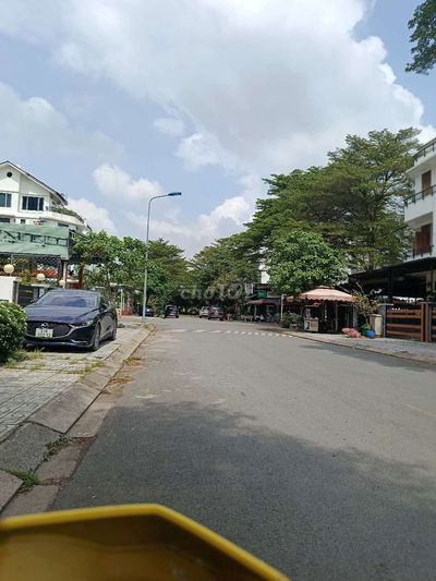 Bán nhà mặt tiền đường số phước Bình 120m2 giá 8.1 tỷ