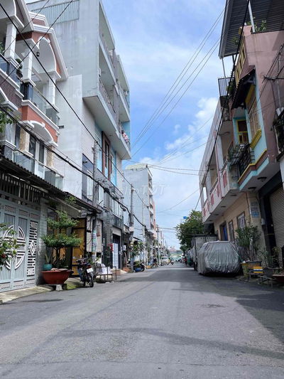 NGAY TRƯỜNG THPT CHU VĂN AN_HXT 8M_DT:76M2(4❌19)_4TẦNG_ĐS18_BÌNH TÂN