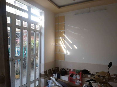 cho thuê nhà hẻm 635