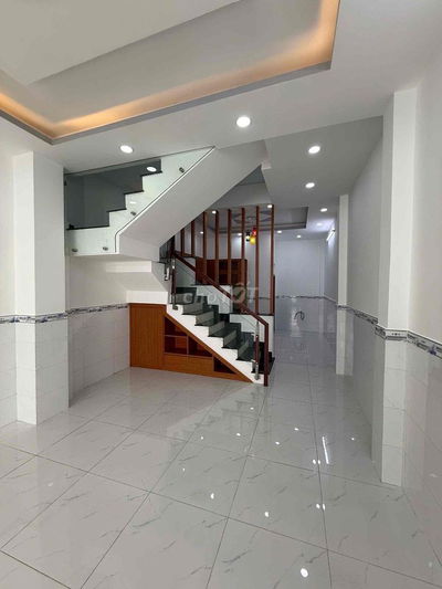 Nhà P.15 Tân Bình 2PN 3Wc Xây dựng kiên cố 4,8tỷ