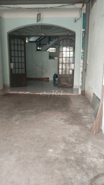 Cho thuê Nguyên căn mặt tiền Lê đình cẩn.