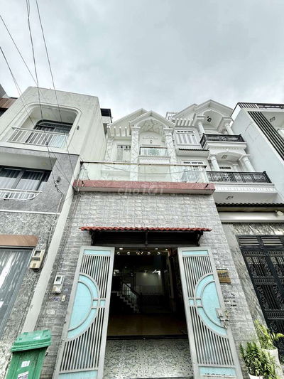 Nhà phố 3 tầng 5,2m x 20m. Hẻm xe hơi 885 Nguyễn Ảnh Thủ