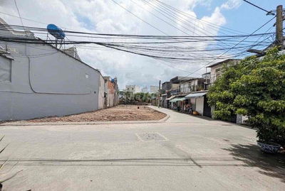 đát 1/ Trịnh Thị Miếng . khu dân cư . 1 trệt 3lầu