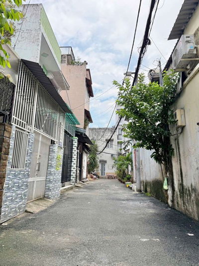 TÂN PHÚ - HẺM XE TẢI SÁT NHÀ - 23M2 - 2 TẦNG - CHỈ 3.18 TỶ.