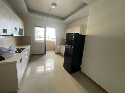 phòng nhỏ trong chung cư đức khải 1tr7,2tr,2tr5 có bếp,máy giặt chung