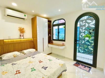 CẦN BÁN GẤP NHÀ hẻm Lạc Long Quân, Phường 10, Quận Tân Bình DT 4x9m - 2 tầng - giá 3,65