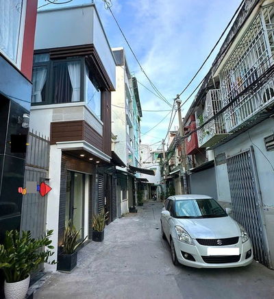 Bán nhà căn góc HXH P.4 Phú Nhuận, NT đẹp lung linh, nở hậu, tròn 4 tỷ