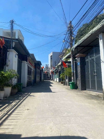 Em bán nhà lầu sổ thổ cư 100% ngang 5m7 P. Tân Hiệp