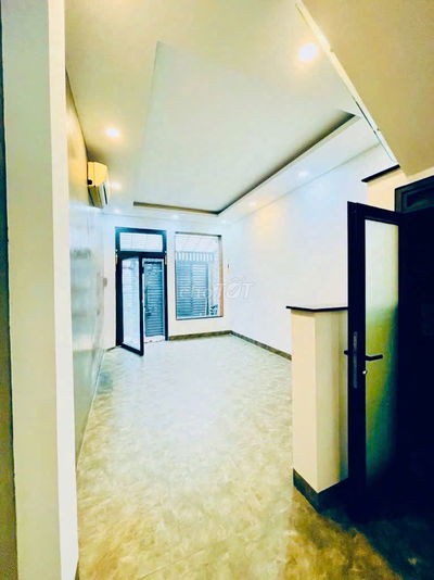 NHÀ ĐẸP - HẺM THÔNG - GẦN MẶT TIỀN TÔN ĐẢN - PHƯỜNG KHÁNH HỘI- QUẬN 4