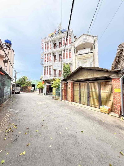 NGAY CẦU BẾN PHÂN- TÔ NGỌC VÂN- 100M2 4.2x24- HẺM XE HƠI- GIÁP GÒ VẤP