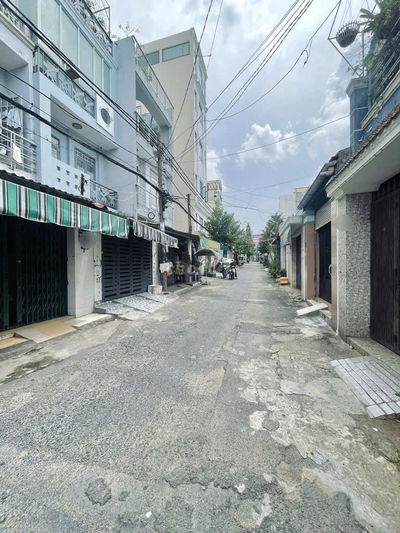 Hiếm. Cây Trâm. Nguyễn Văn Khối. 3 Lầu đường to Nhỉnh 6 tỷ