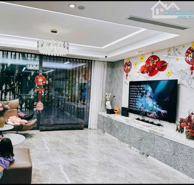 🏡 BÁN NHÀ TRUNG TÂM HẢI CHÂU – 3 TẦNG ĐẸP KHÔNG GÓC CHẾT – NGÃ 5 DUY TÂN, GIÁ CHỦ CẦN BÁN