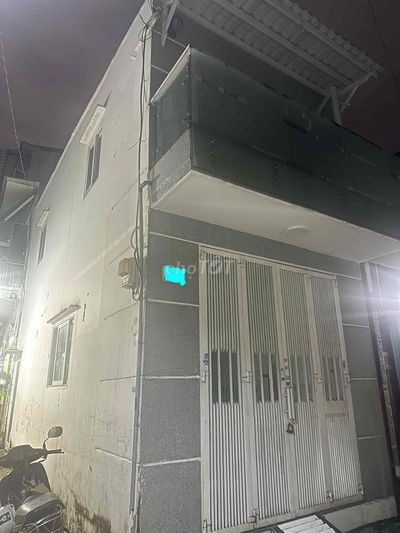 2 mt hxh Nguyễn Suý, 2 tầng, 2 PN, vào ở ngay, chỉ 3,1 tỉ