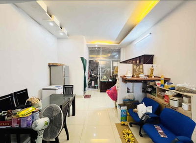 Bán nhà 3 tầng Quận 7 giá rẻ, DT 73m2 ngang 4,5m chỉ 5,5T