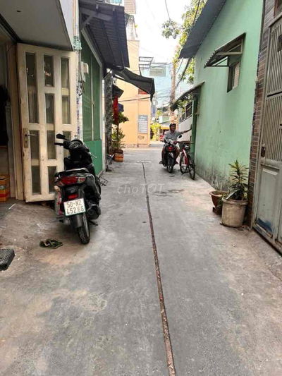 Bán Nhà H3G Gần Mặt Tiền Phú Thọ Hoà 33m2 2 Tầng 3.95 tỷ