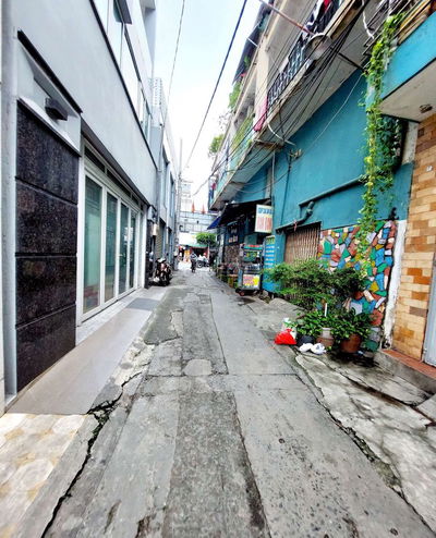 Chủ bán gấp nhà HXH, DT 60m, gần chợ Bà Chiểu, Phường 5, Bình Thạnh