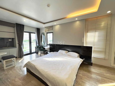 CHO THUÊ CĂN HỘ BAN CÔNG GẦN CHỢ BÀ CHIỂU,VLU,IUH,FULL NỘI THẤT