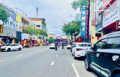 CẦN BÁN GẤP! MẶT PHỐ NÚI THÀNH – 75M2, NGANG 5.5M  - VỪA Ở VỪA KINH DOANH – NHỈNH 10 TỶ TL