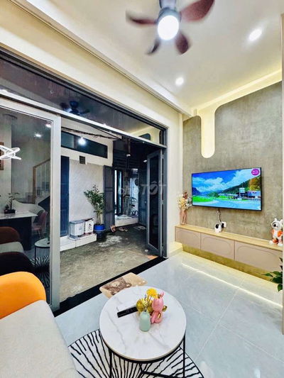 Hiếm nhà 2 tầng đẹp khu đường D (Xô Viết Nghệ Tĩnh) 20m2_2 ngủ_3.x tỉ