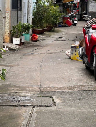 Cho thuê Nhà 1 trệt 1 lầu,32m2,q7