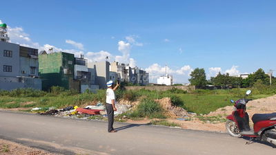 Bán gấp lô đất 400m2 thổ cư mặt tiền nhựa 14m , Xuân Thới Sơn, Hóc Môn