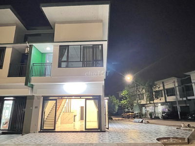 Cho thuê căn góc mới 100%, 3PN tại KĐT Oasis, Mỹ Phước, Bến Cát