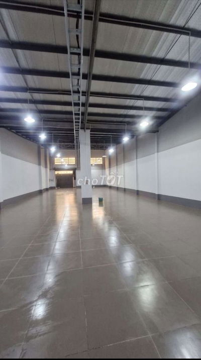 Cho thuê xưởng mới đẹp. NVQ. 550m. Giá 45 triệu