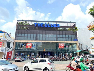 Cho thuê nhà GÓC 2MT 359 Lê Văn Sỹ,Quận 3. Dt 26x38m.1 trệt 2 lầu.