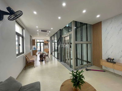 Biệt thự liền kề 5 tầng full nội thất nhập khẩu giá thuê chỉ 25tr/th