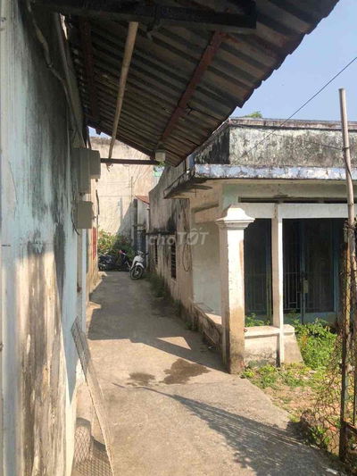 NHÀ CẤP 4. APD. Q.12.  Giá: 2.45 tỷ Sổ Hồng