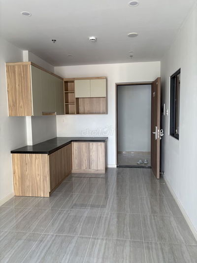 BÁN NHANH CĂN 2PN GÓC 61M2, HƯỚNG ĐN TẦNG THẤP, SANG TÊN NHANH, Ở LIỀN