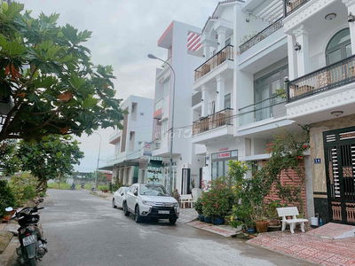 CHO THUÊ PHÒNG TRỌ MỚI - MẶT TIỀN CÓ MÁY LẠNH